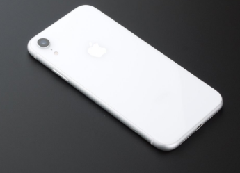 ����ƻ��iPhone XR�͹����ֻ��Ƿ�����Ǽ�